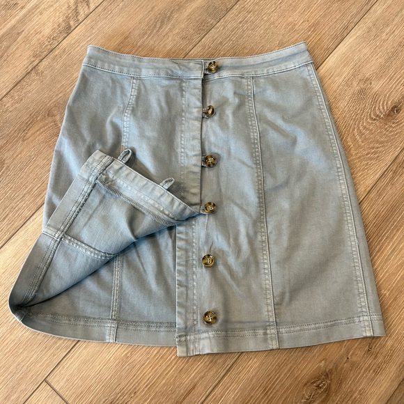 Listicle Stylish Blue Gray Button-Front Skirt size Medium - Picture 5 of 7
